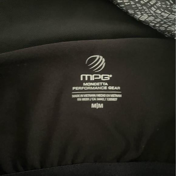 MPG Sport Mondetta Performance Gear Travel
Dress With Pockets Size M - Picture 8 of 8